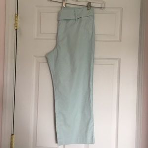 Ann Taylor LOFT crop pant